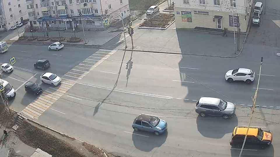Webcam at 54 Kirova Street in Artyom