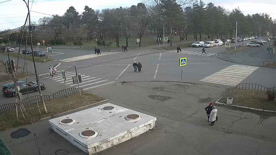 Cámara web en la intersección de las calles Leninskaya y Zhukovskogo, Arsenyev